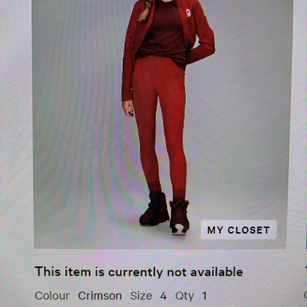 Lululemon size 4 Team Canada Fast and Free Red